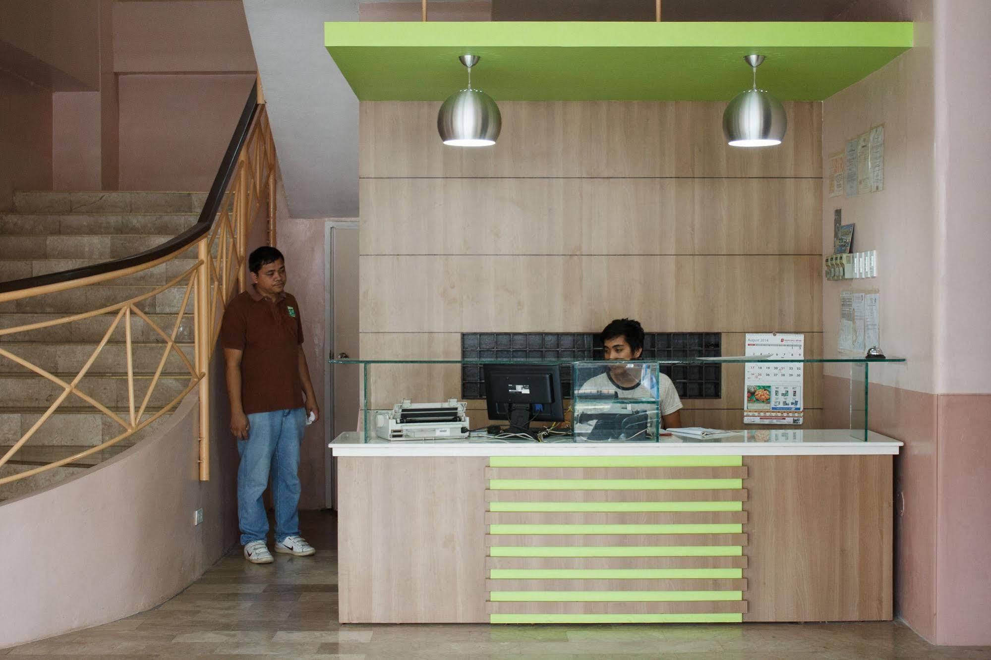 Gv Hotel - Borongan Exteriér fotografie